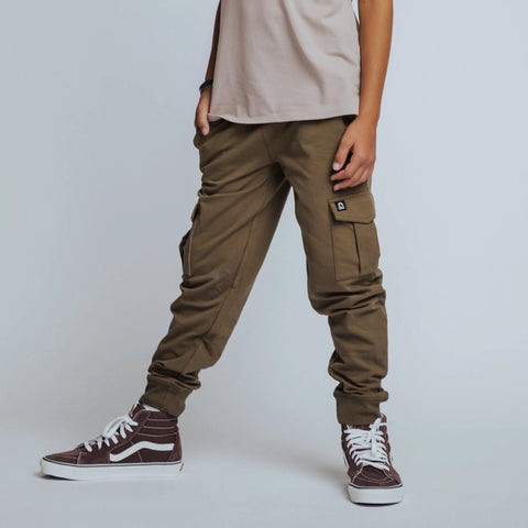 ESSENTIALS RELAXED FIT JOGGERS - OLIVE GREEN